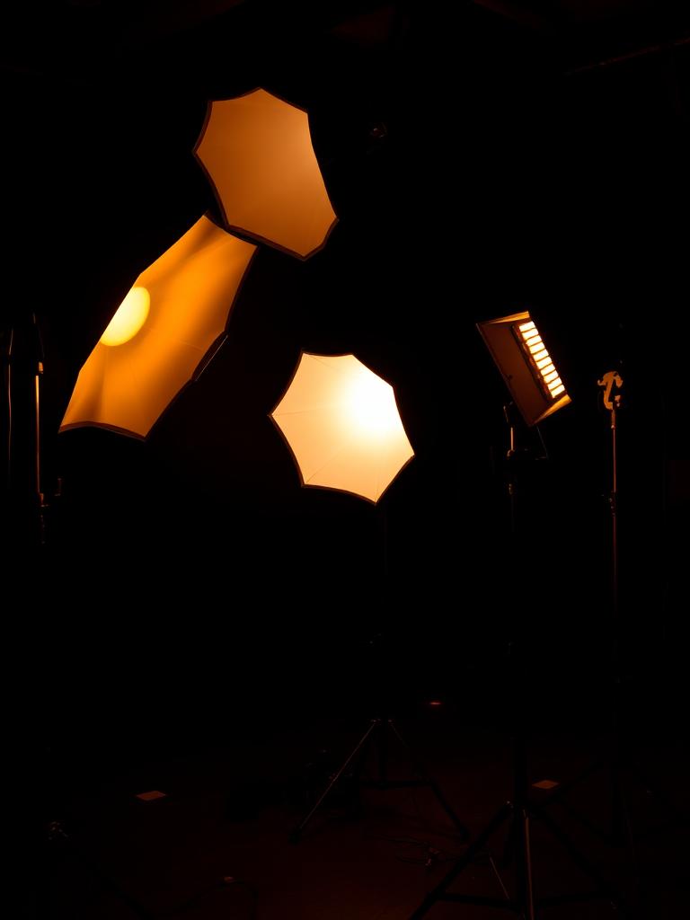 Detalhe do set de iluminação profissional